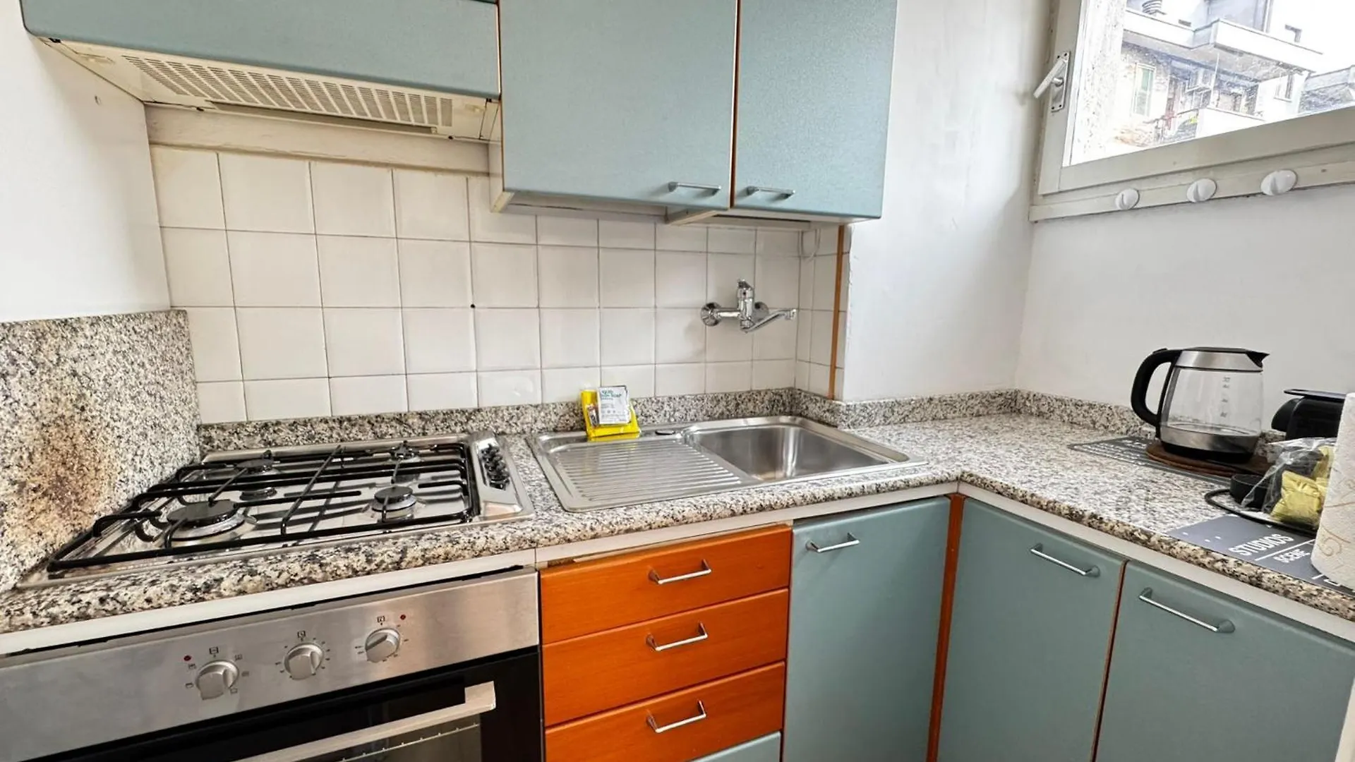 Apartament Kibilu - Via Brizi Mediolan 0*,  Włochy